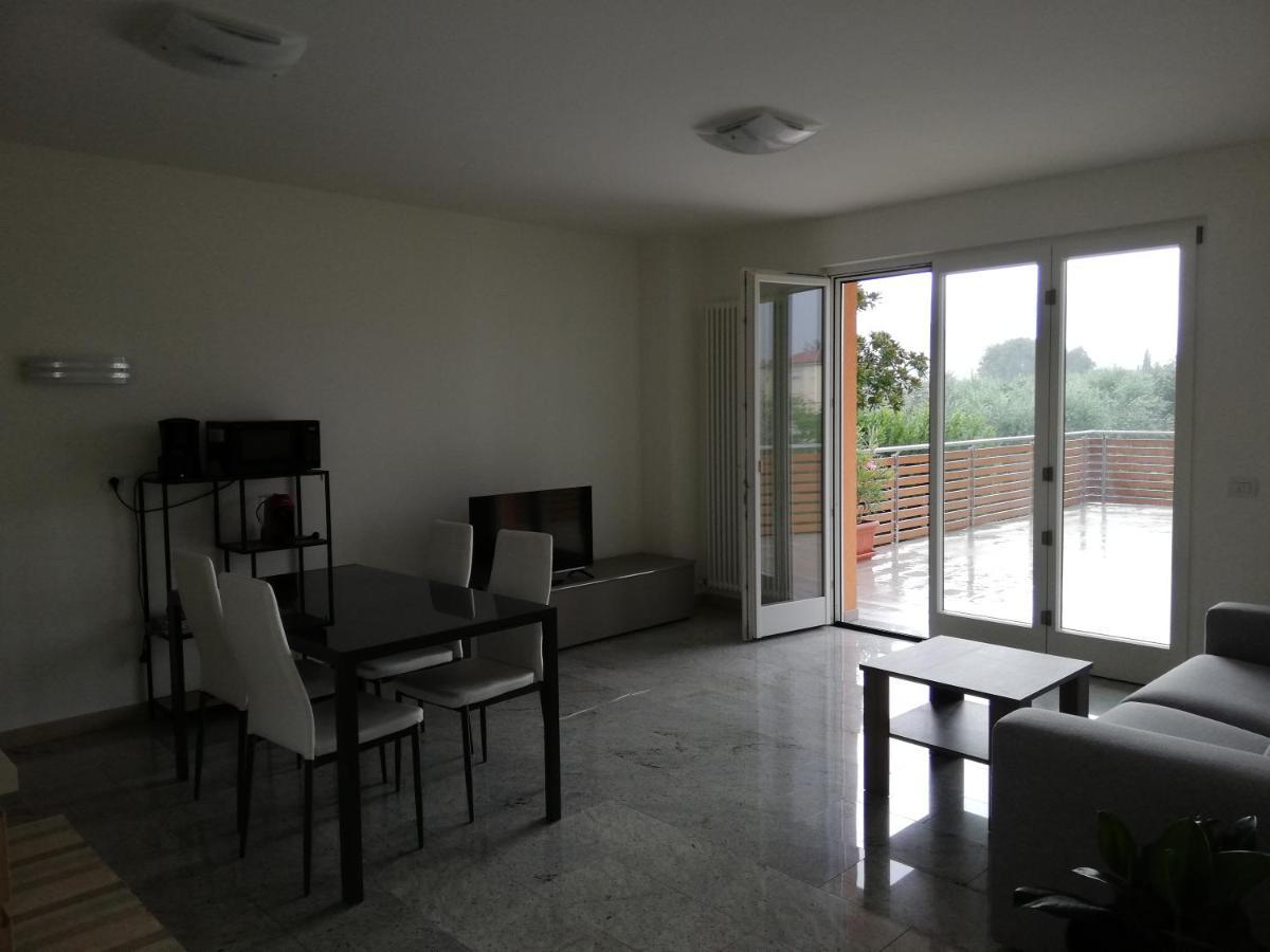 Appartamento La Terrazza 加尔达湖滨 外观 照片