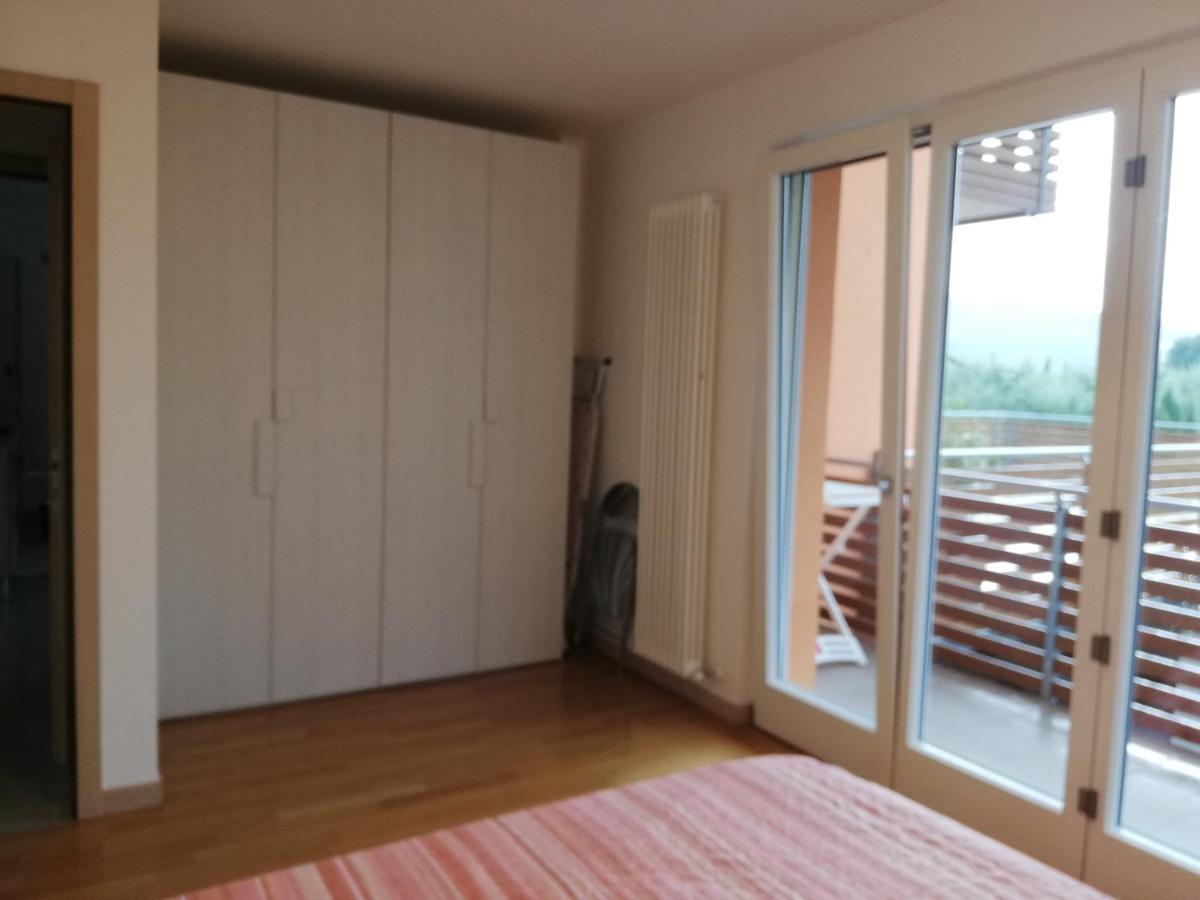 Appartamento La Terrazza 加尔达湖滨 外观 照片