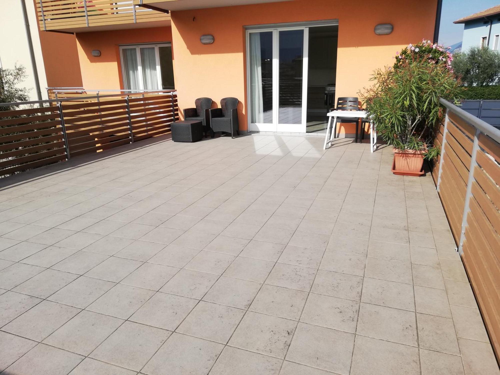 Appartamento La Terrazza 加尔达湖滨 外观 照片