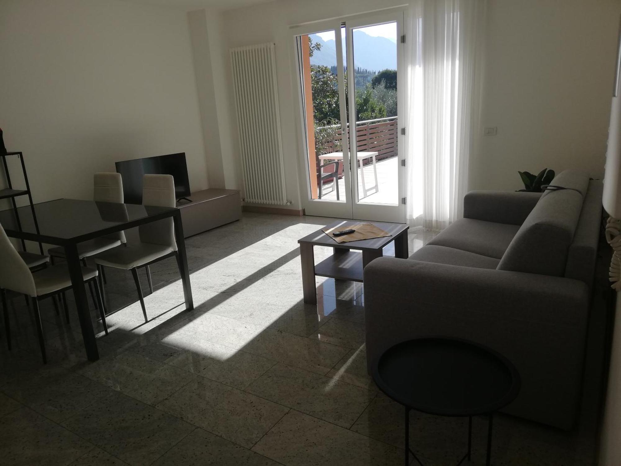 Appartamento La Terrazza 加尔达湖滨 外观 照片
